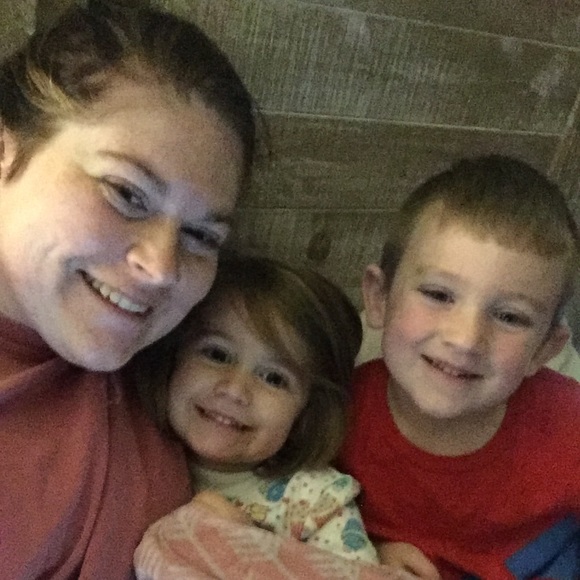 Meet your Posher, Kylie - Picture 4 of 8